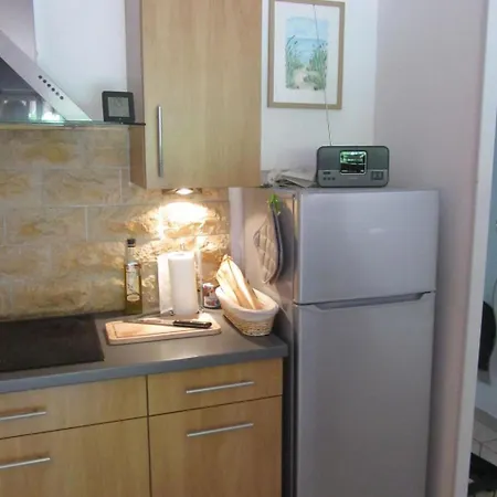 App- De By Interhome Six-Fours-les-Plages
