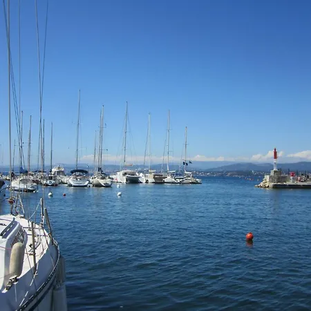 App- De By Interhome * Six-Fours-les-Plages